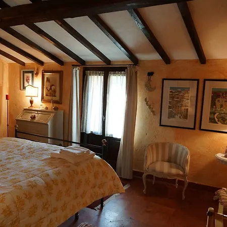 Casa di campagna Rossopeperoncino